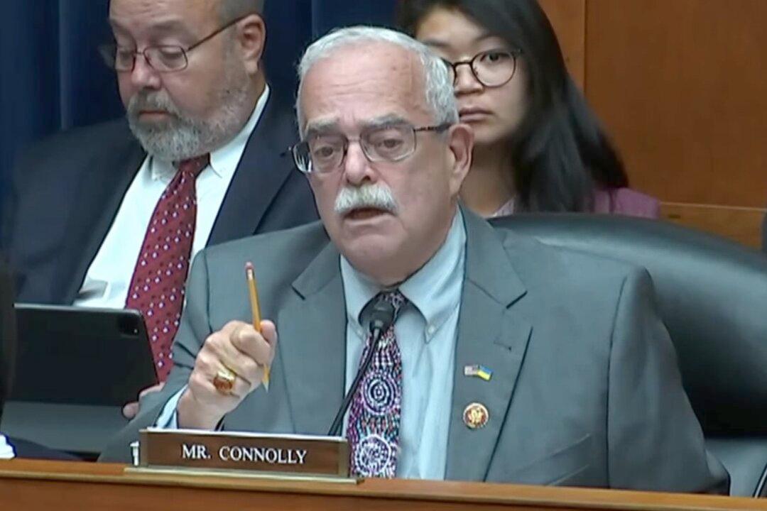 Decision Process ‘Contaminated’: Rep. Connolly Grills GSA Official on Allocation of New FBI Headquarters Site