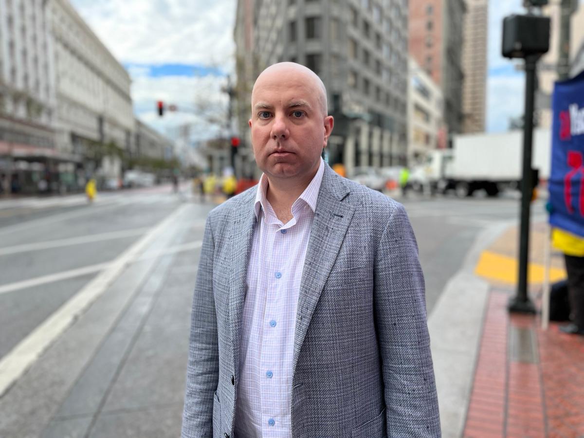 NTD Reporter, Activists Attacked at Human Rights Protest Site During APEC Summit