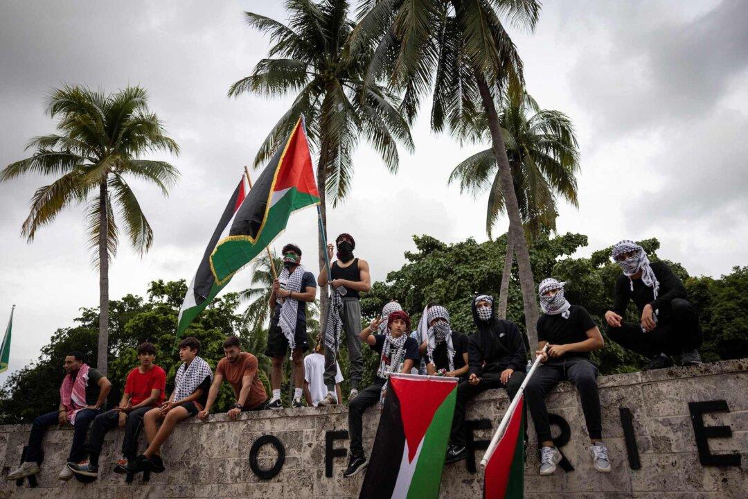 New Florida Bill Seeks to Strip Financial Aids Off College Students Who 'Promote' Hamas