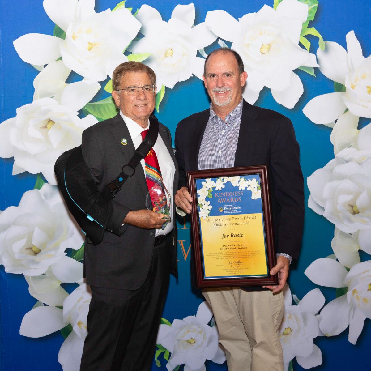 Joe Rasic, a third-generation restaurateur, receives a Kindness Award in Buena Park, Calif., on Nov. 13, 2023. (Courtesy of Donna Edman Photography)