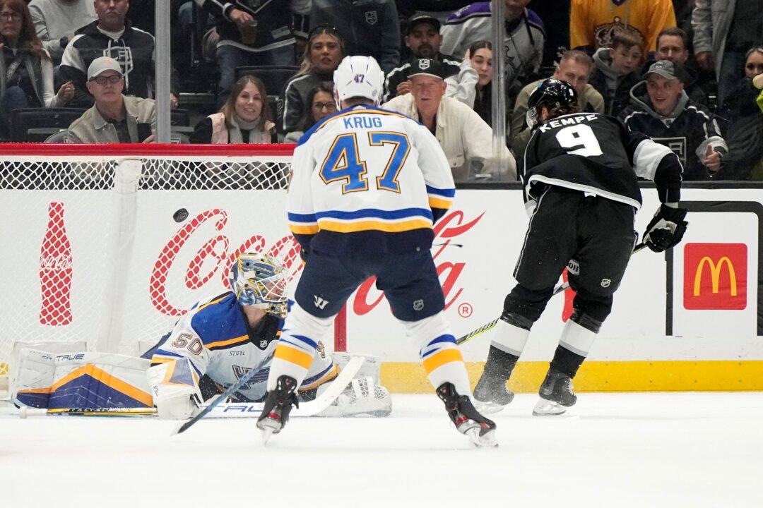 Kempe and the Kings Cruise to a Comfortable 5–1 Win Over the Blues