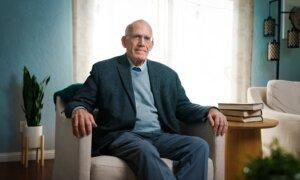 Trump Navigating Base’s Opposition to Interventionism With Iran Talks: Victor Davis Hanson