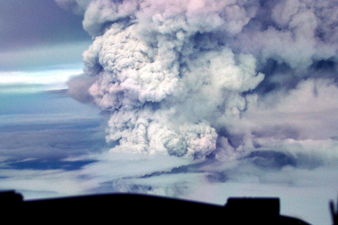 Eruption of Papua New Guinea Volcano Subsides Though Thick Ash Is Billowing 3 Miles Into Sky