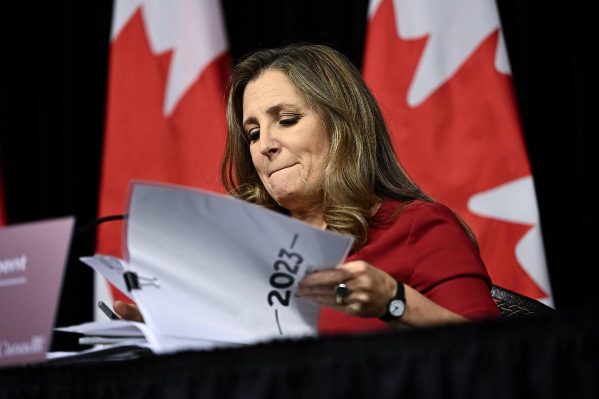 Freeland’s Fiscal Update Pledges New Guardrails to Keep Deficits in Check