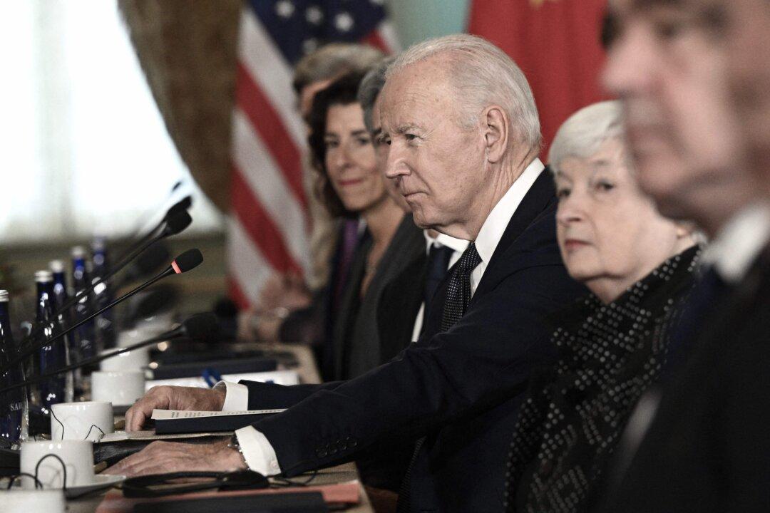 Analysts See Modest Steps in US–China Relations, but Major Challenges Ahead After Biden–Xi Meeting