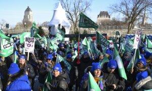 Public Sector General Strike in Quebec Enters Day 2, More Walkouts Later This Week