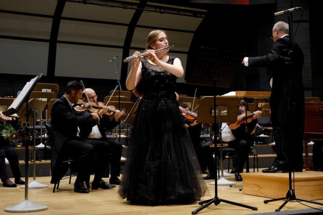 František Benda: Flute Concerto in E Minor | Anna Seifertová
