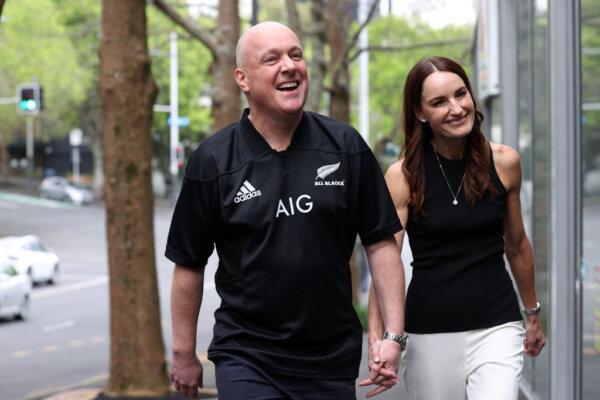 National Party leader and Prime Minister elect Christopher Luxon (L) and his wife Amanda Luxon arrive to speak to media on October 15, 2023 in Auckland, New Zealand. (Photo by Fiona Goodall/Getty Images)