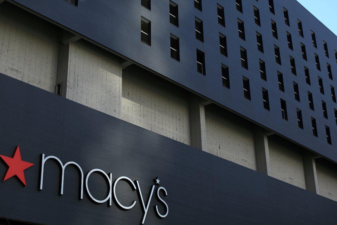 Macy’s Workers in Washington State to Strike for 3 Days From Black Friday