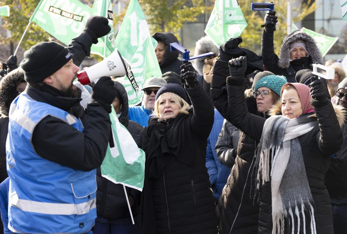 Quebec Public Sector Strikes: Premier Legault Says Ready to Increase Offer
