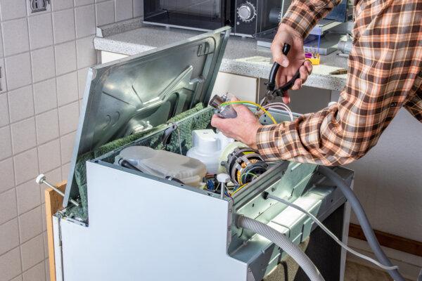 Ask Angi: What Do I Need to Know When Hiring for Appliance Repair?