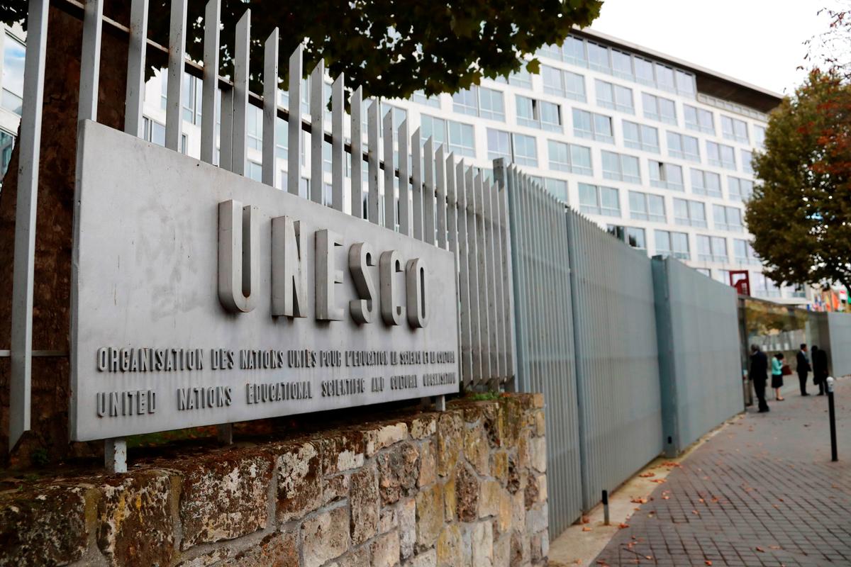  The United Nations Educational, Scientific, and Cultural Organisation (UNESCO) headquarters in Paris on Oct. 12, 2017. The agency recently revealed a plan to regulate sical media and online communications. (JACQUES DEMARTHON/AFP via Getty Images)
