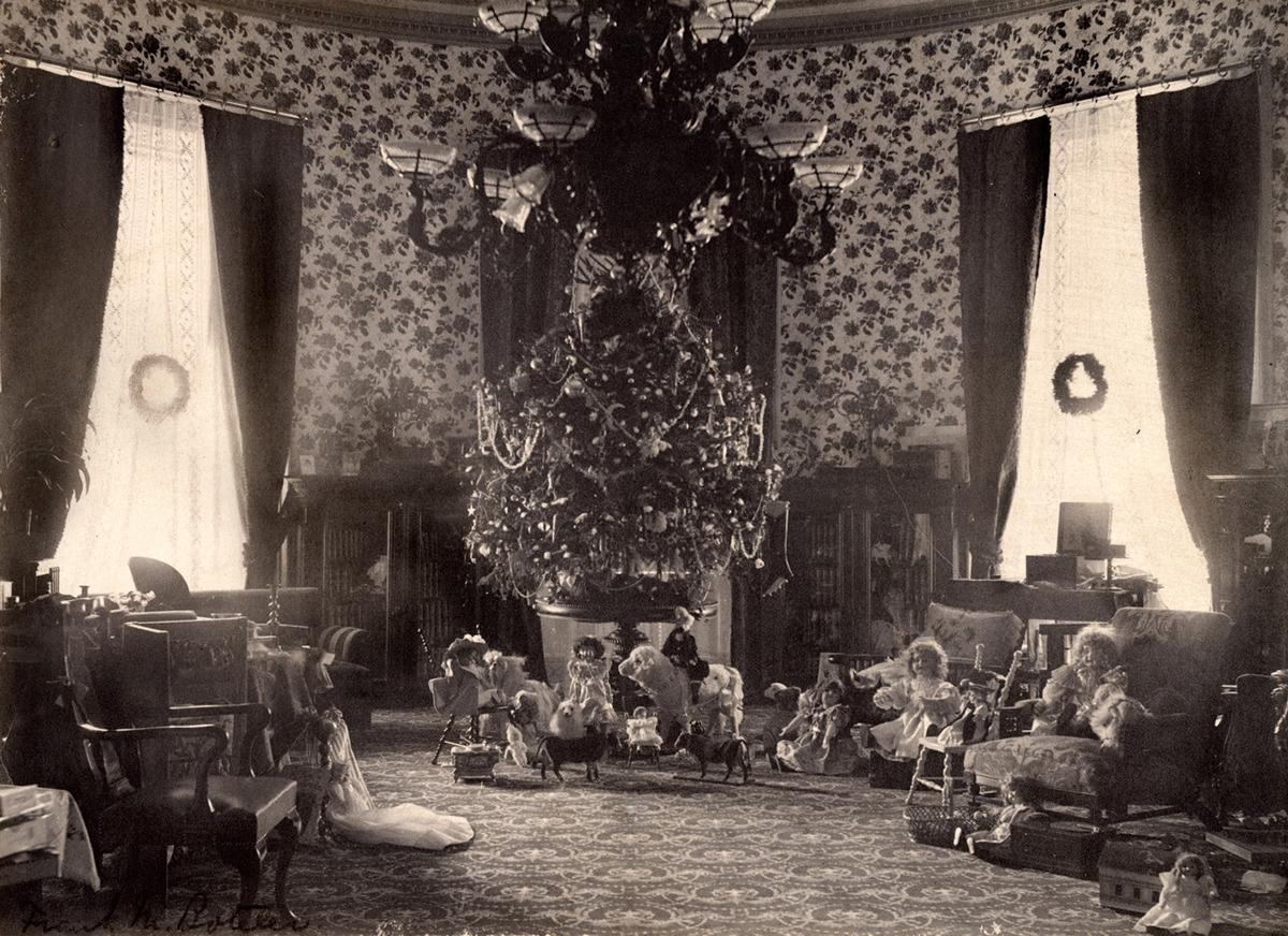 One of the earliest known images of a White House Christmas tree, the Cleveland family had their Christmas tree upstairs in the Second Floor Oval Room, circa 1896. (White House Historical Association)