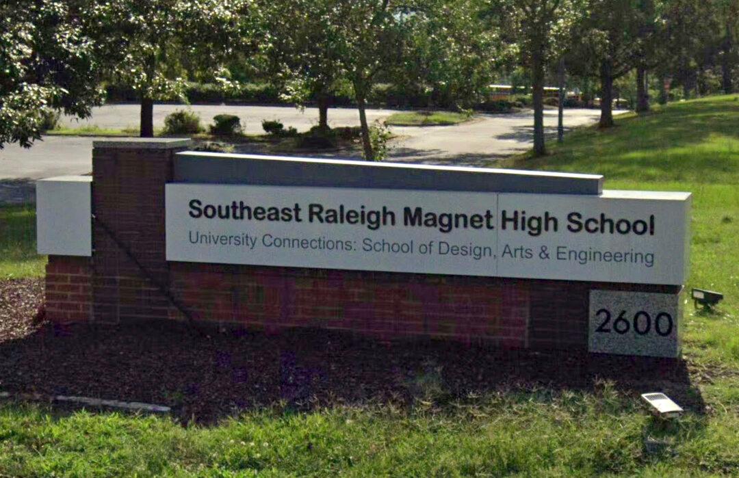 1 Student Killed, 1 Hospitalized in Stabbing at North Carolina High School