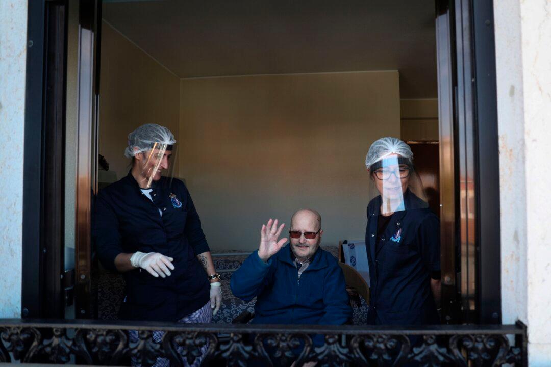 COVID-19 Lockdowns Linked to Memory, Cognitive Decline: UK Study