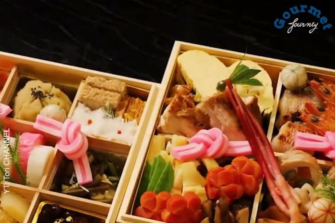 A Variety of Seasonal Kyoto Cuisine