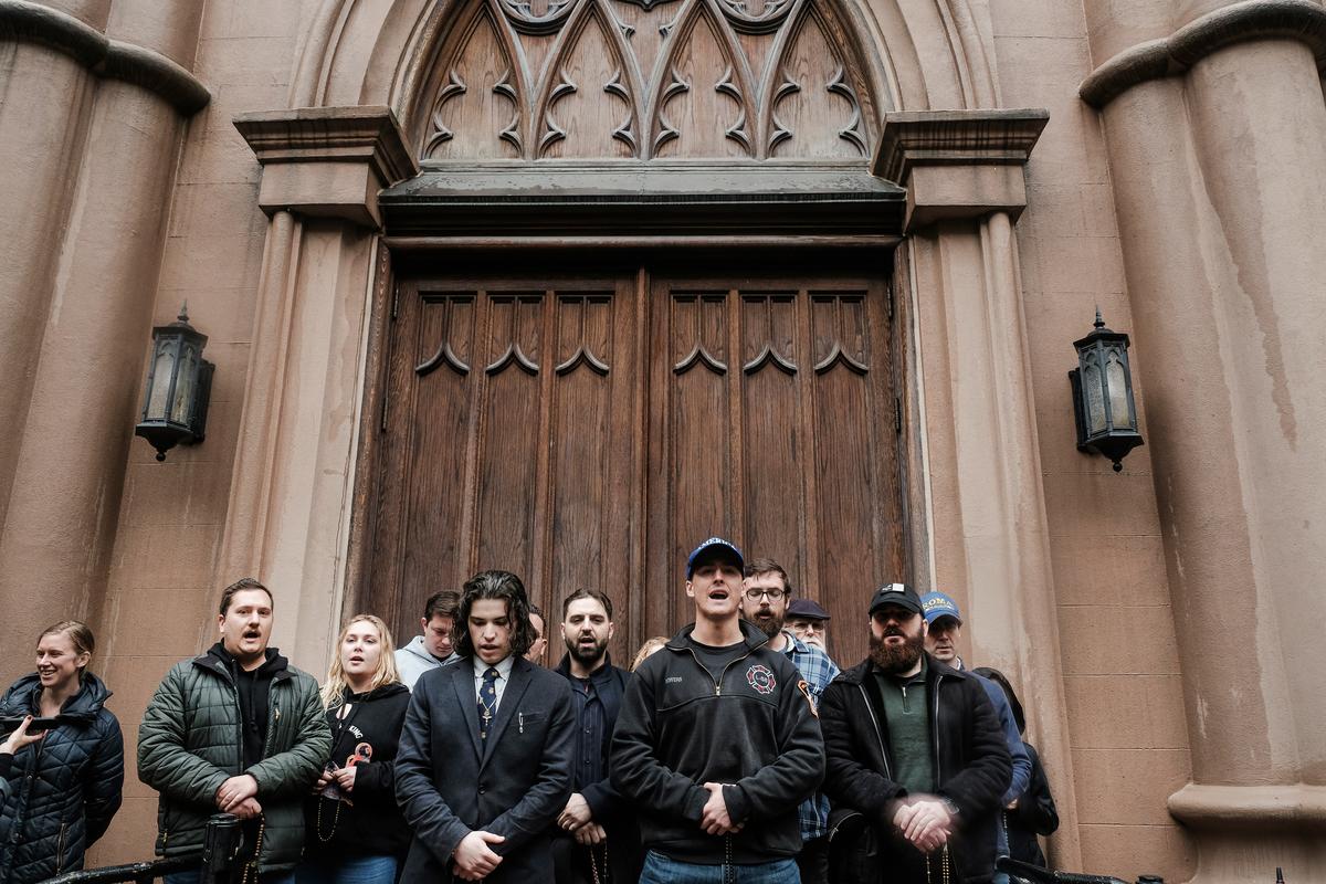  Pro-life advocates face a gathering of pro-abortion advocates outside a Catholic church in downtown Manhattan in New York City on May 7, 2022. (Spencer Platt/Getty Images)