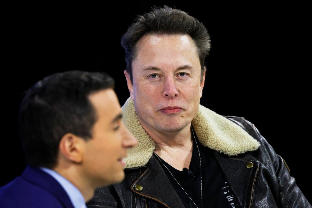 Elon Musk Says Disney CEO Bob Iger ‘Should Be Fired Immediately’