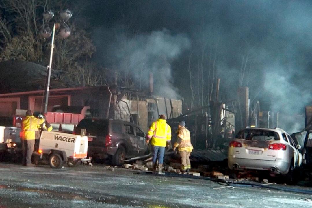 3 Dead, 1 Hospitalized in Explosion That Sparked Massive Fire at Ohio Auto Repair Shop