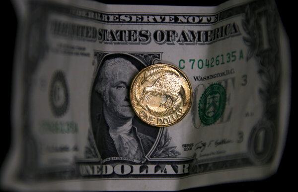 Eurozone Inflation Dents Euro, Dollar Rises From 3-Month Low