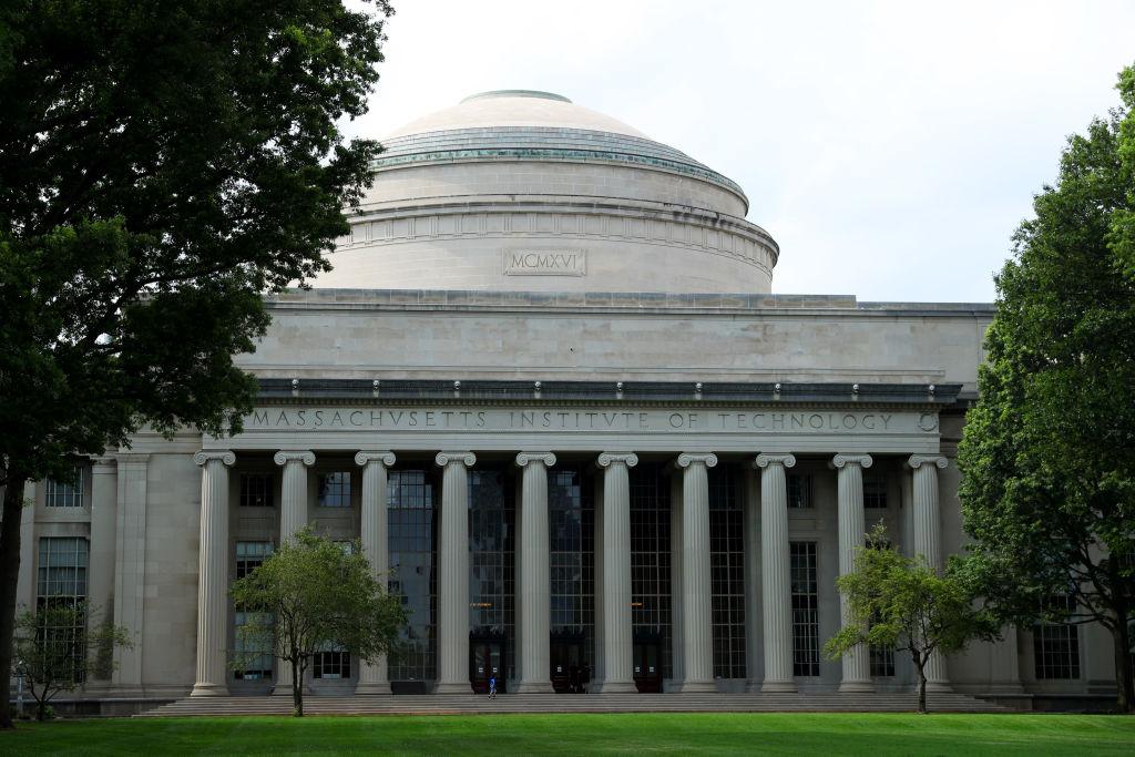 Jewish Students Accuse MIT of ‘Impotence’ Against Anti-Semitism