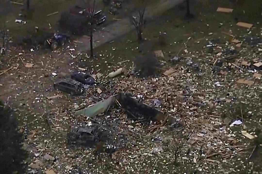 Arkansas Family Identified in House Explosion That Killed 4 in Michigan