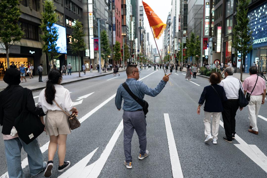 Chinese Influencer Sparks Controversy in Japan Over Restaurant Confrontation