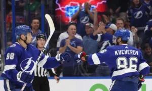 NHL Roundup: Nikita Kucherov Continues Tear in Lightning’s Win