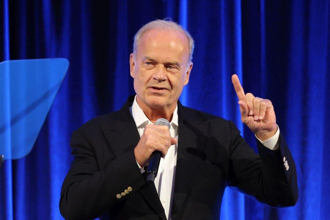 Kelsey Grammer’s Support for Trump Has Paramount PR Cutting Interview Short