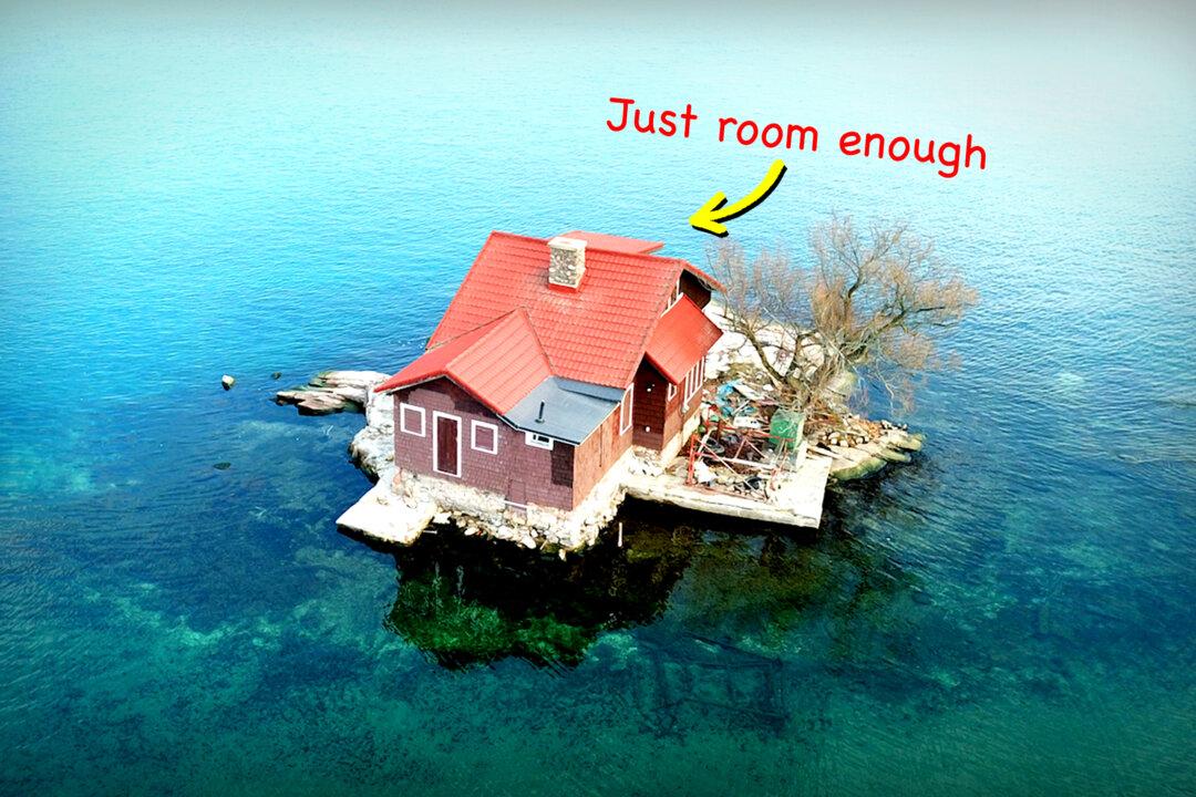 The World’s Smallest Inhabited Island Is Almost the Size of a Tennis Court but Has a Tiny Cottage