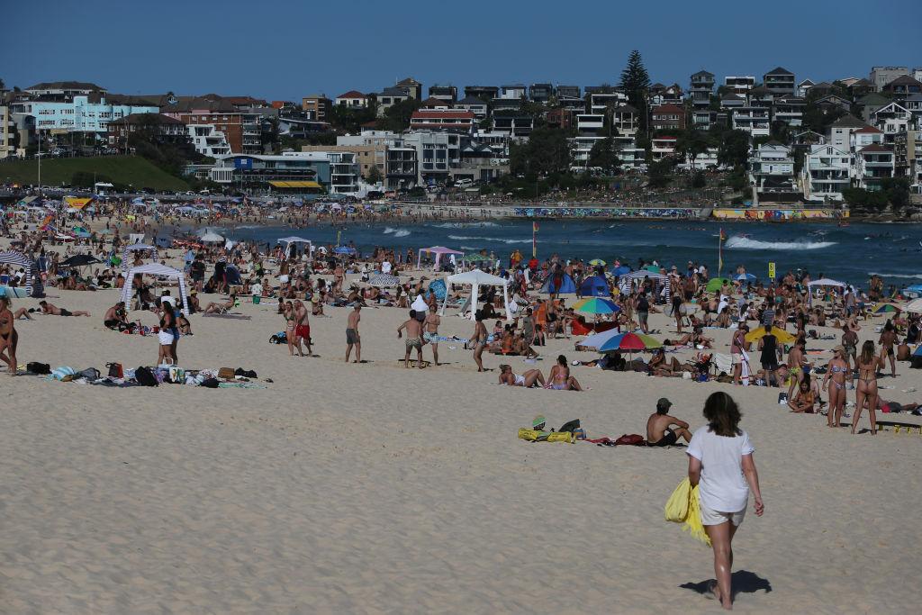 Heat Alert as Australian States Hit With Scorching Conditions