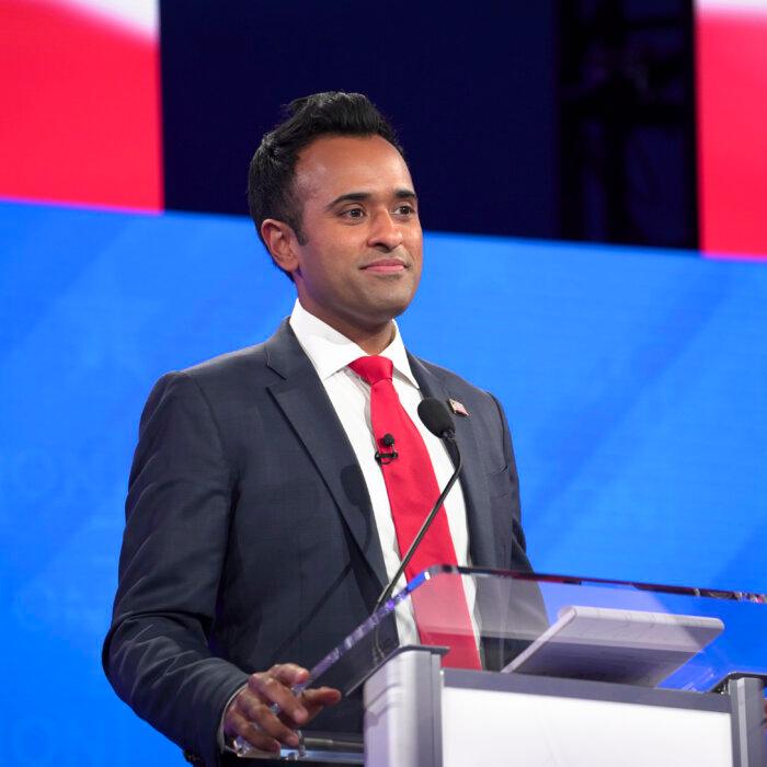 ‘Full Steam, Baby’: As Others Cancel, Ramaswamy Tours Iowa Through ‘Life-Threatening’ Blizzard Conditions