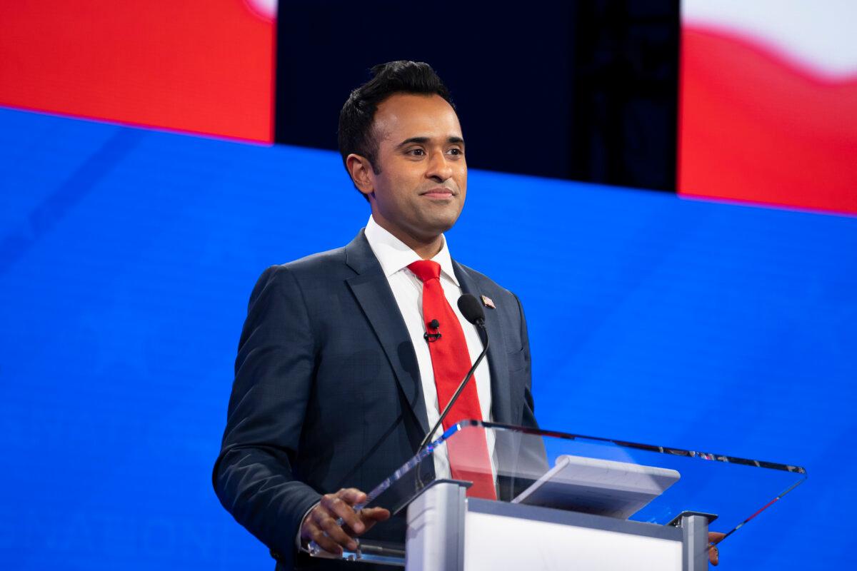 Republican presidential candidate entrepreneur Vivek Ramaswamy participates in the fourth GOP presidential primary debate at the University of Alabama in Tuscaloosa, Ala., on Dec. 6, 2023. (Madalina Vasiliu/The Epoch Times)