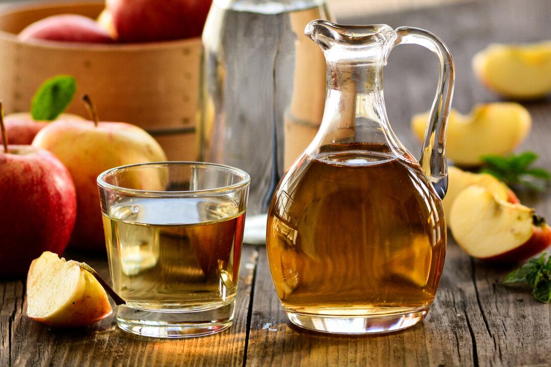 All You Need to Know About Apple Cider Vinegar
