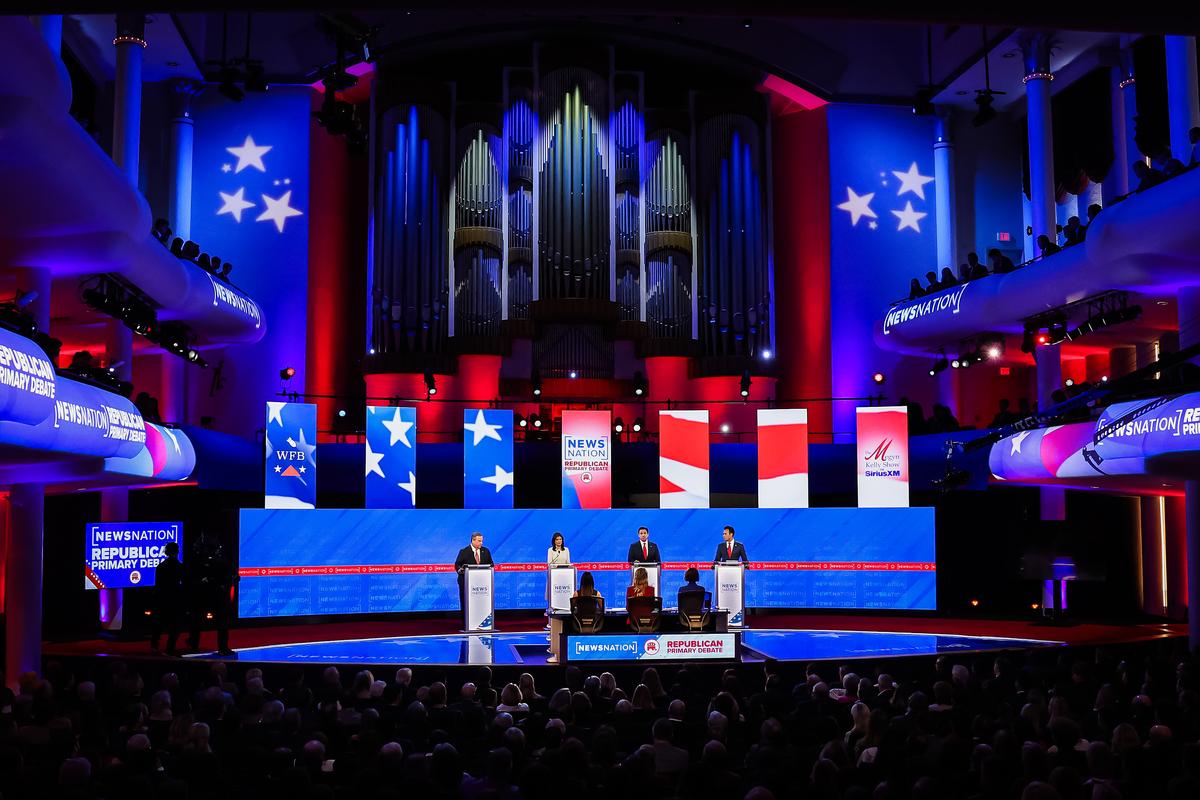 (L–R) Republican presidential candidates Chris Christie, Nikki Haley, Ron DeSantis, and Vivek Ramaswamy participate in the fourth Republican presidential primary debate, in Tuscaloosa, Ala., on Dec. 6, 2023. (Justin Sullivan/Getty Images)