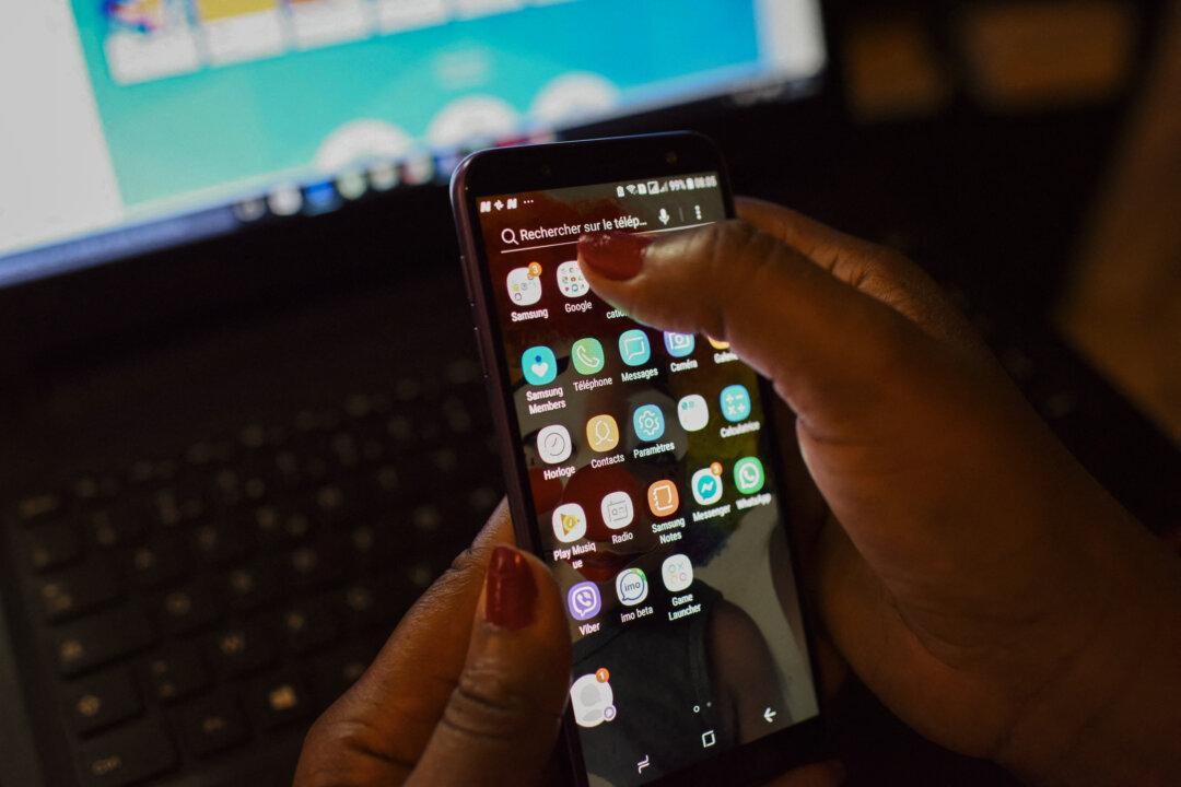 Bill Designed to Protect Youth Online May Give Ottawa More Censorship Control, Internet Expert Says