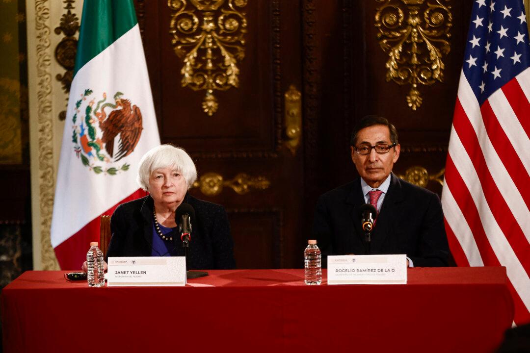 US, Mexico to Cooperate on Investment Screening to Counter China