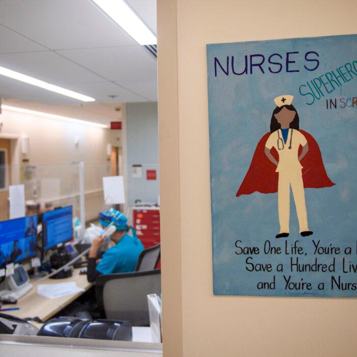 US Hospitals, Schools Bracing for Harder Nursing Shortage