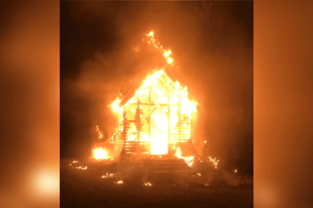 RCMP Suspect Arson as Fire Destroys 2 Alberta Churches in Just Over an Hour
