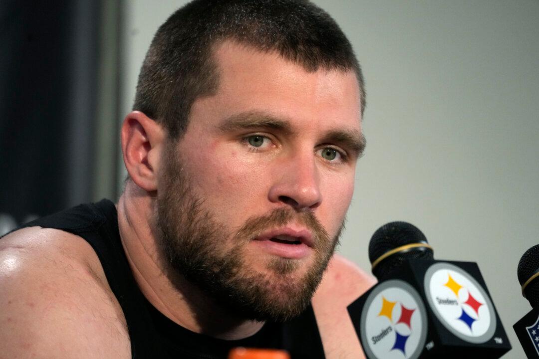 Steelers Star LB T.J. Watt Placed in Concussion Protocol After Reporting Symptoms
