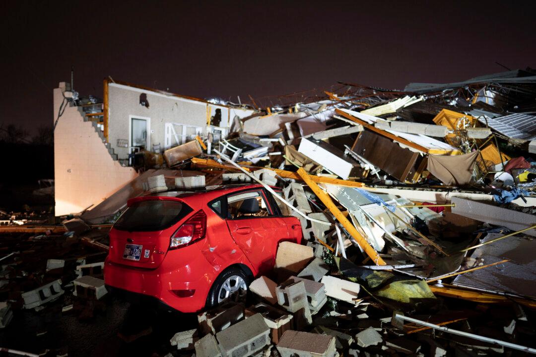 6 Dead, 23 Injured From Severe Storms in Central Tennessee