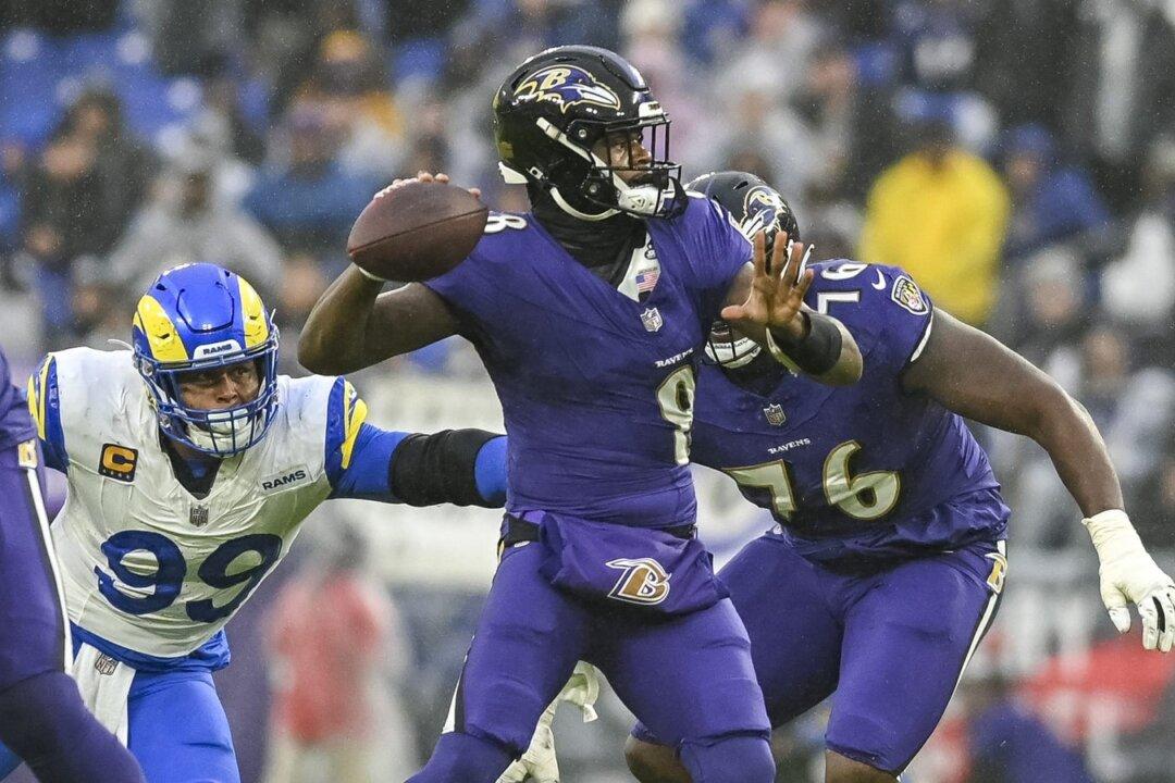 Tylan Wallace Punt Return in OT Lifts Ravens Over Rams