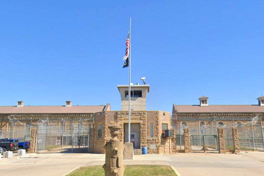 Illinois Man Who Confessed to 2004 Sexual Assault and Murder of 3-Year-Old Girl Dies in Prison