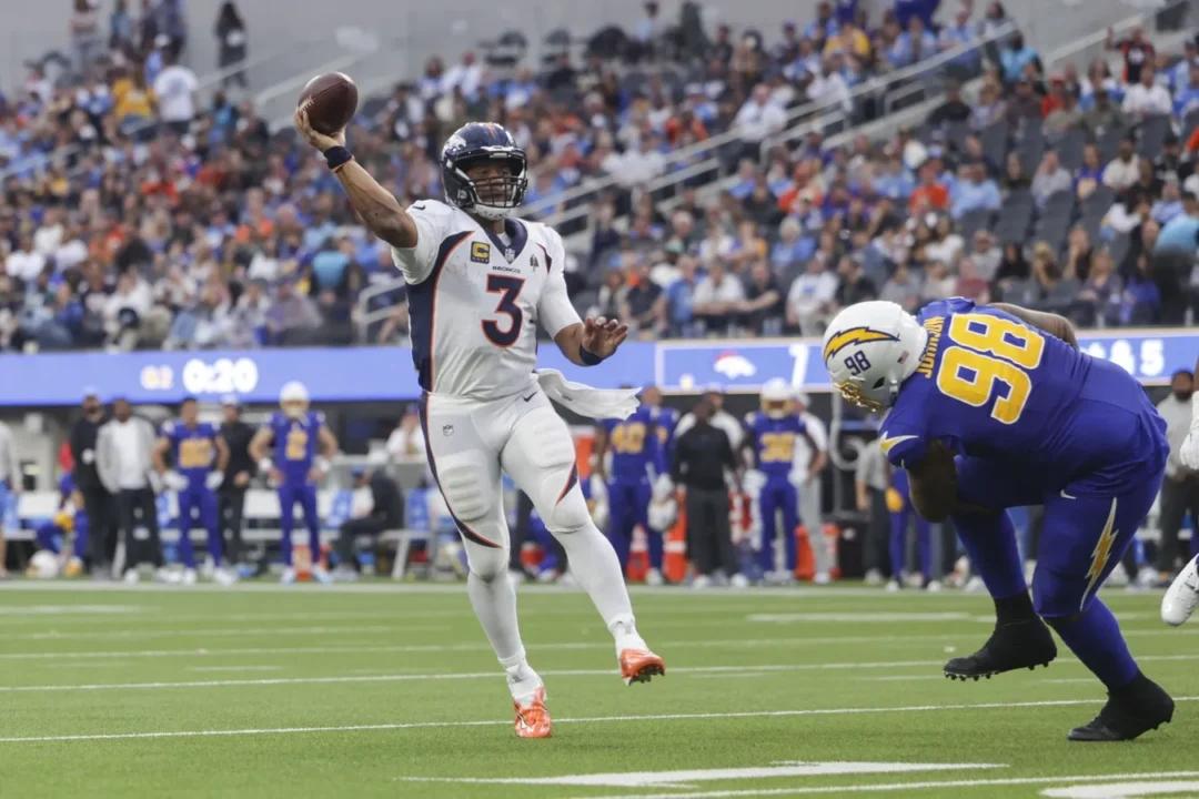 Broncos Cruise to Victory While Chargers Lose Justin Herbert