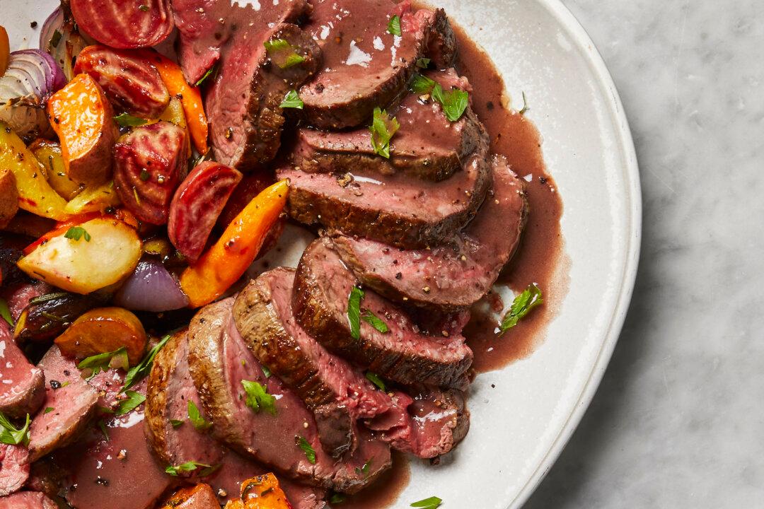 Perfect Chateaubriand Is an Elegant Meal to Ring in the New Year