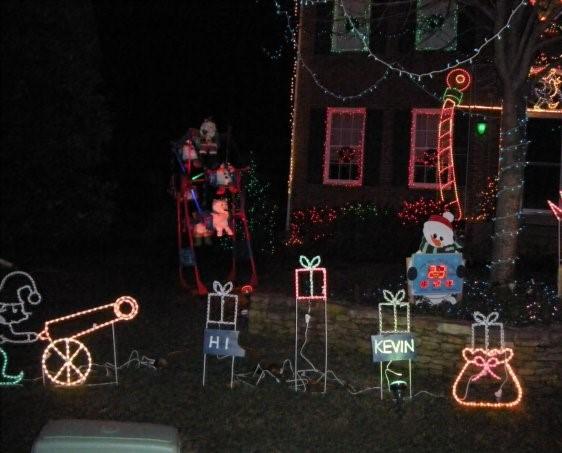 The 'Hi Kevin' light display in 2009, a year before Kevin passed away. (Courtesy of <a href="https://www.facebook.com/mike.witmer.16">Mike Witmer</a>)