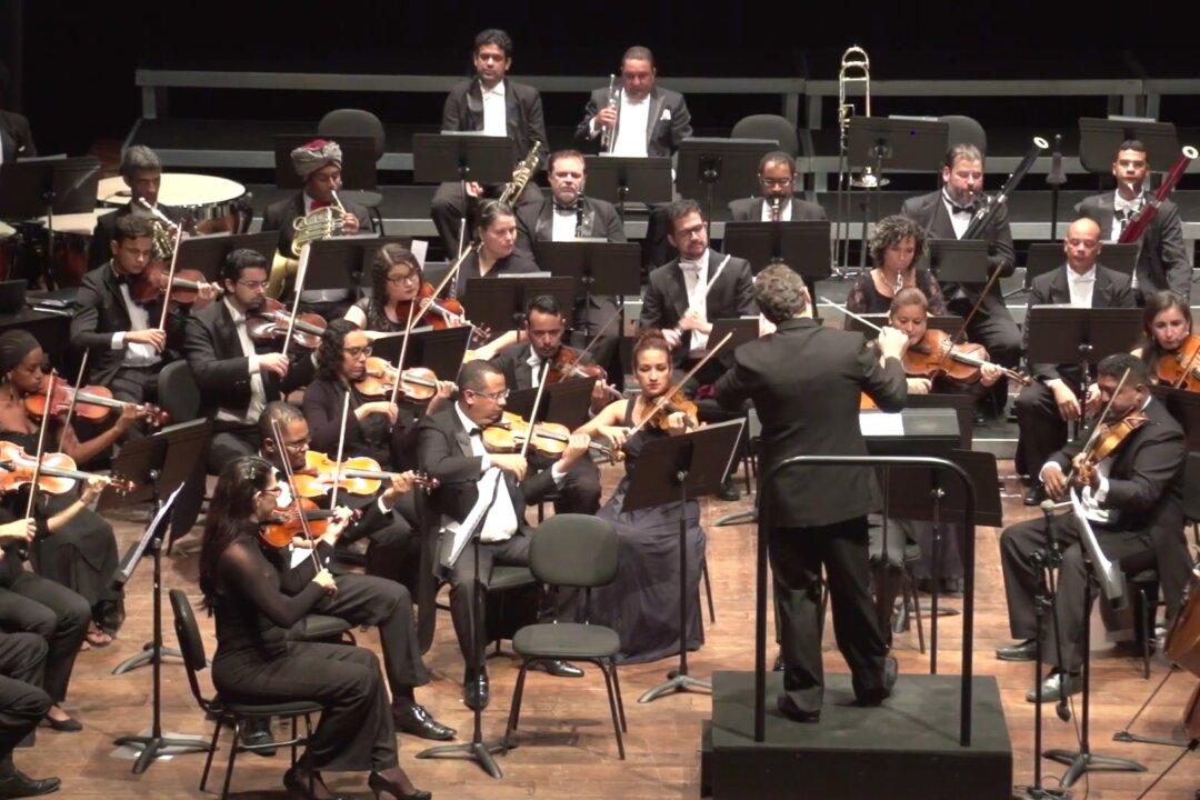 Schubert: Symphony No. 3 in D Major, D 200