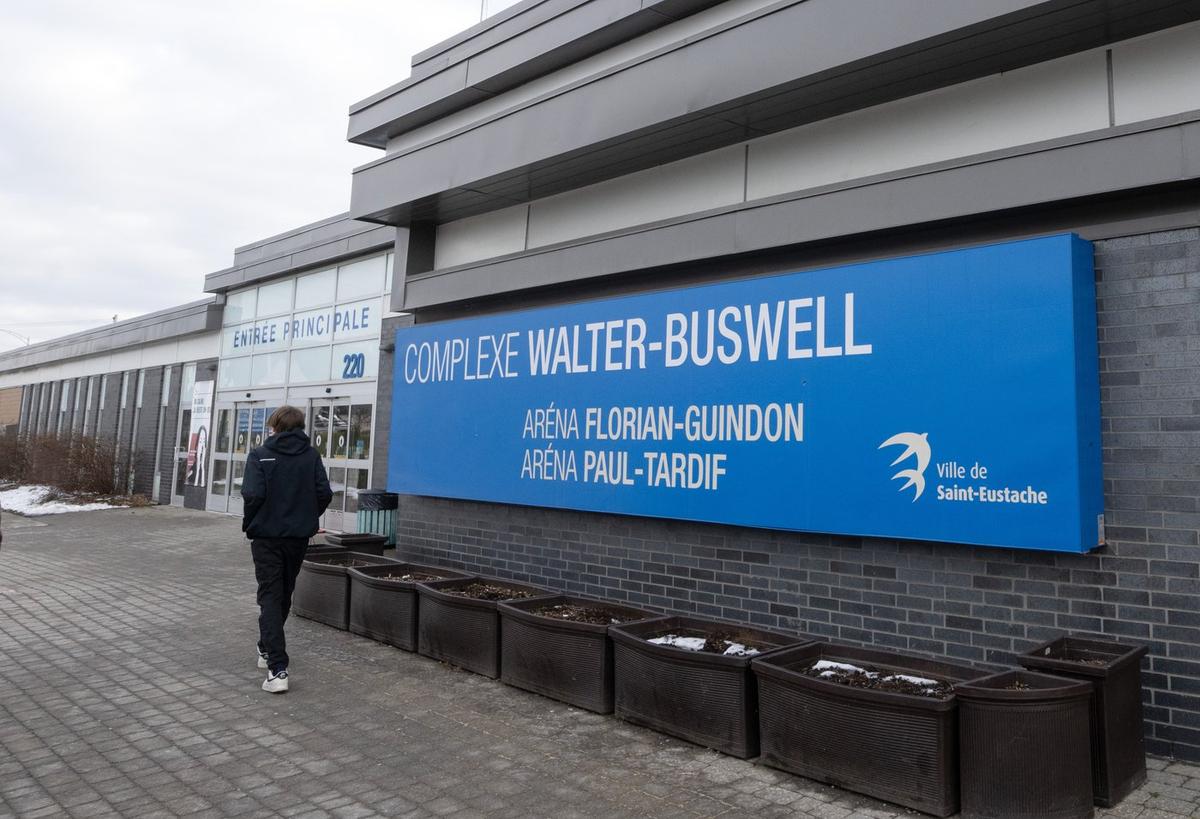 Hockey Player, 11, Dies Days After Getting Hit in the Neck by Puck in Quebec