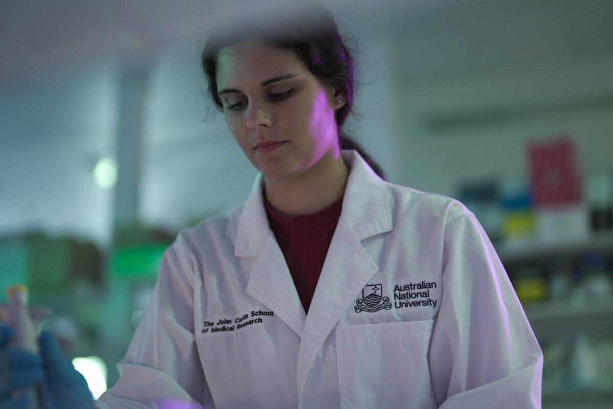 Cynthia Turnbull in a lab at ANU in Canberra, ACT, Australia, Dec. 1, 2023. (Tracey Nearmy/ANU)