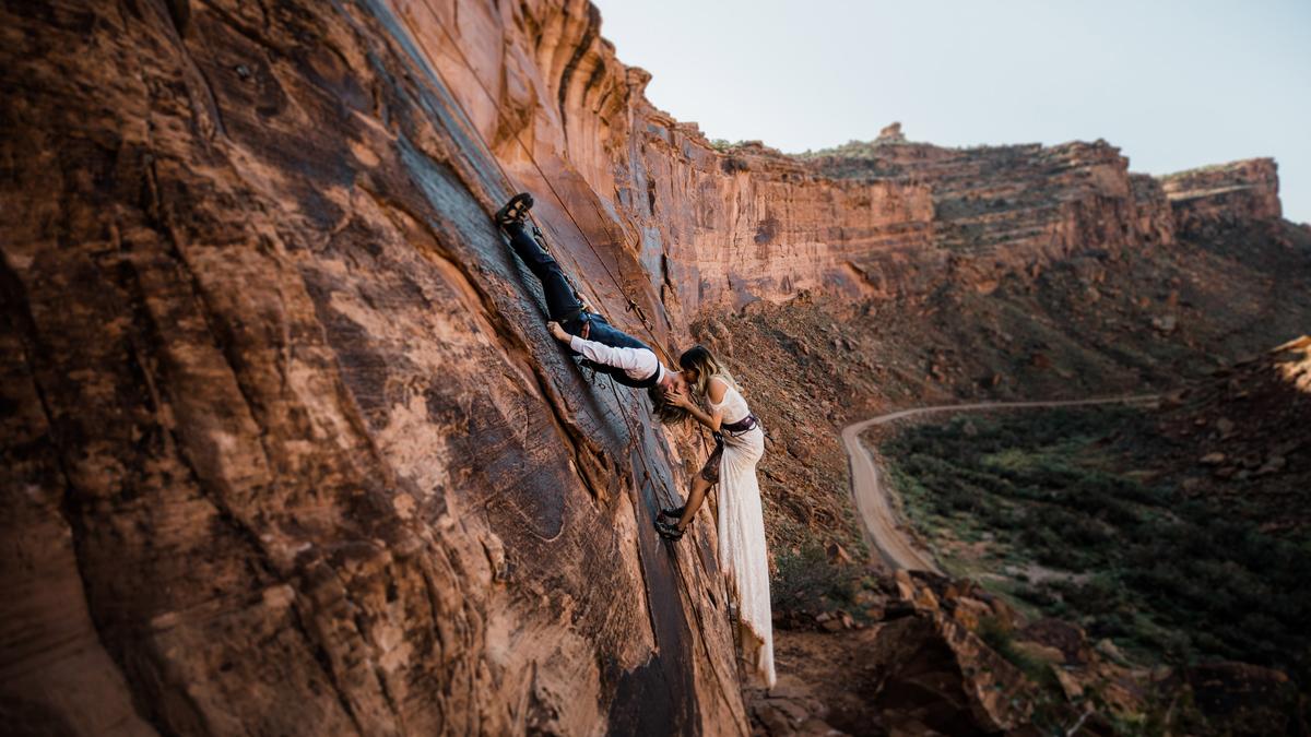 Aimee Schaefer's shot for the "Epic Location" category. (Courtesy of Aimee Schaefer via <a href="https://iwpoty.com/">International Wedding Photographer of the Year 2023</a>)